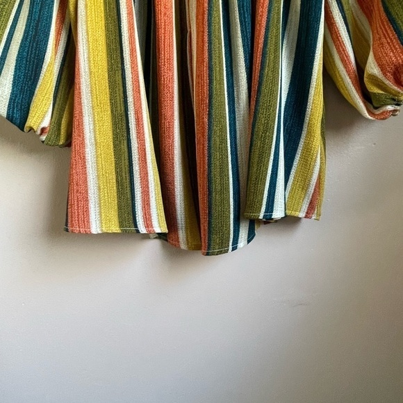 Dressy blouse on/off shoulders women’s size Small - Picture 10 of 14